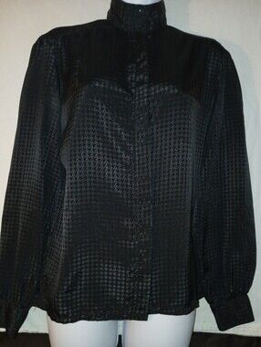 Pre-loved Women's Pendleton Black High-Neck Textured Long-Sleeve Blouse.